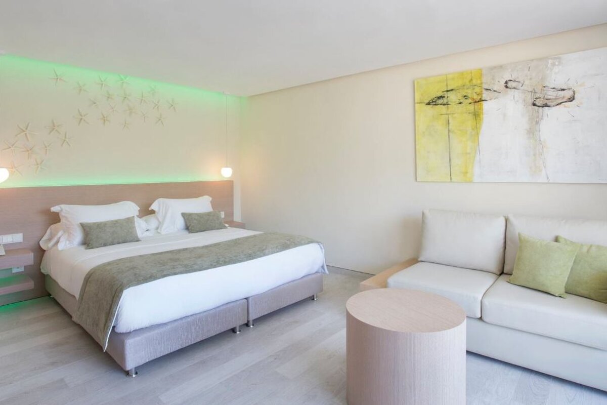 Melbeach Hotel, Canyamel double bedroom