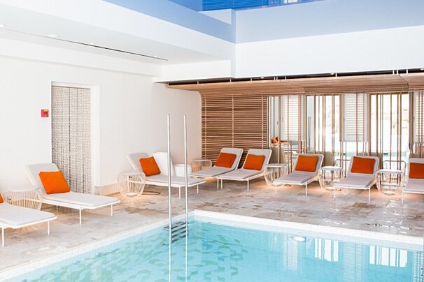 L'Occitane Spa, Mane en Provence pool