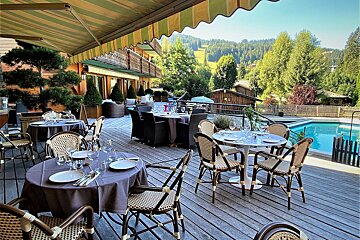 Outdoor terrace at La Piscine 1971