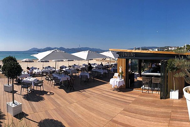 Ondine Plage Beach Club, Cannes terrace