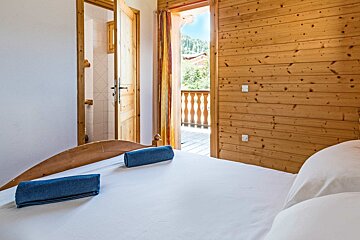 Topaz Chalet, La Tania
