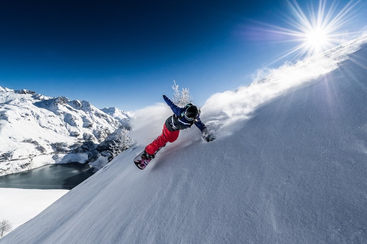 Off piste skiing Tignes