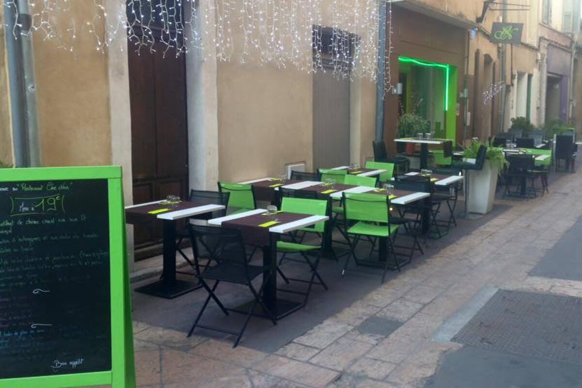 Chez Nous Restaurant, Apt restaurant terrasse