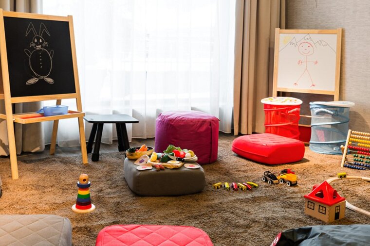 Le Refuge des Aiglons Hotel, Chamonix-games room