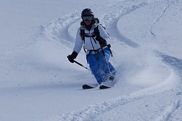 Sunny pistes in brilliant shape this week