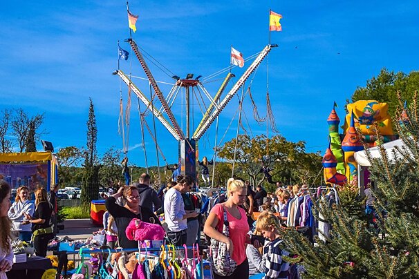 A day at Santa Ponça Christmas Market 2018