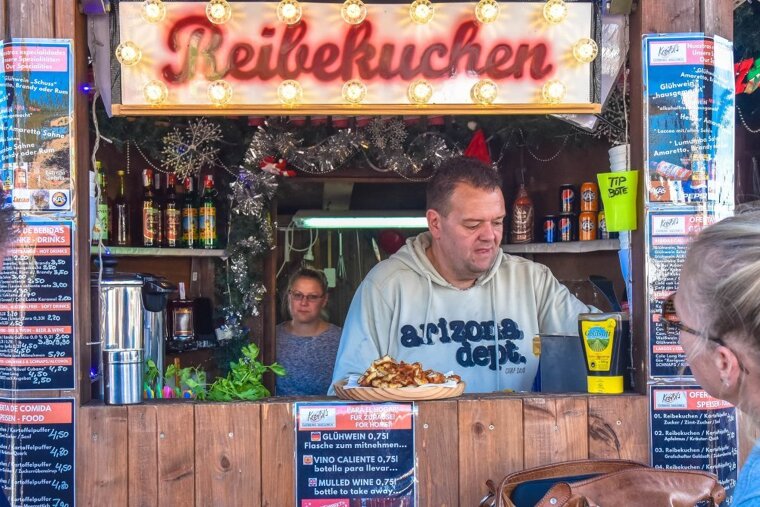 A day at Santa Ponça Christmas Market 2018