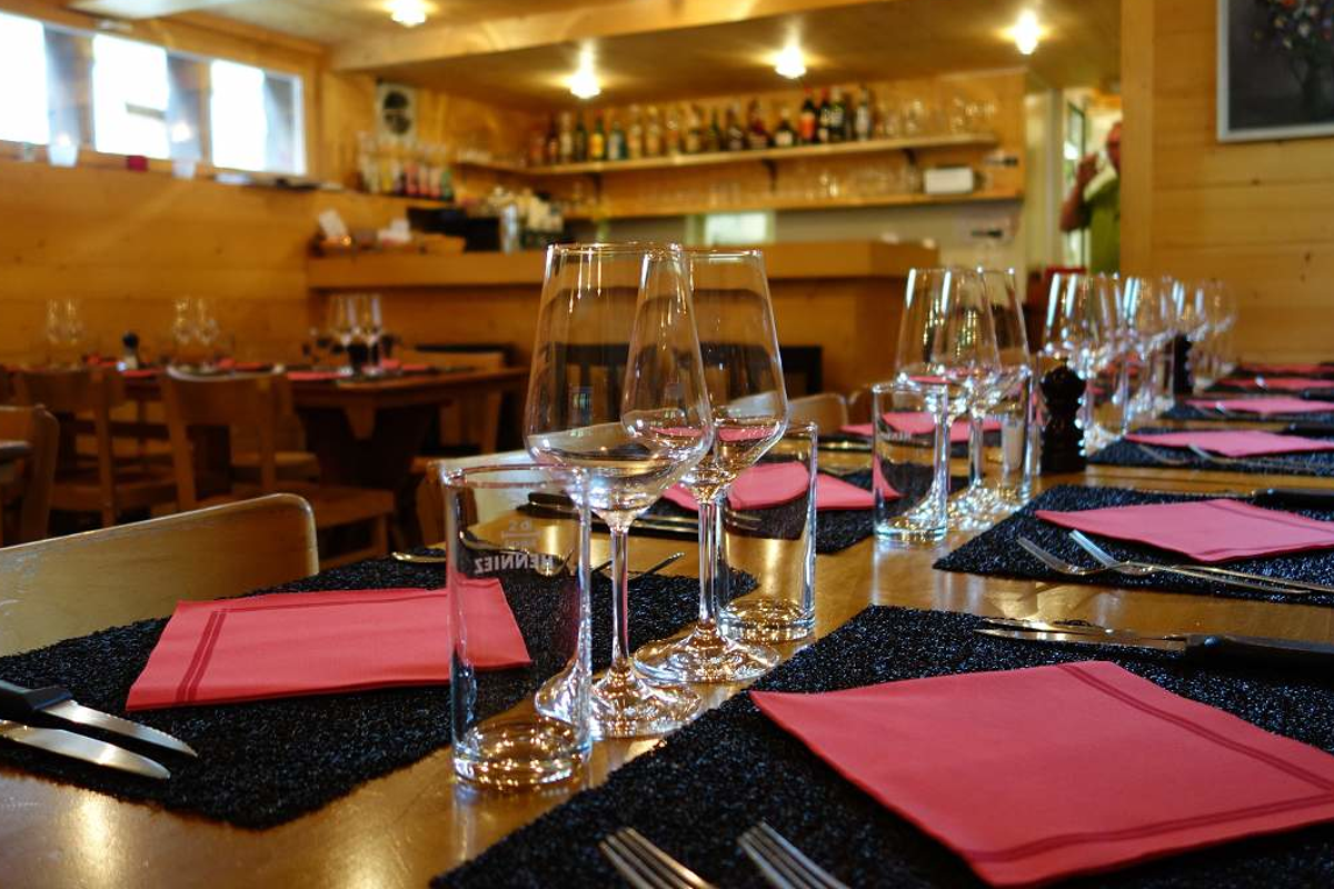 Le Mazot Restaurant, Fionnay interior