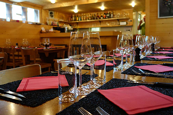 Le Mazot Restaurant, Fionnay interior