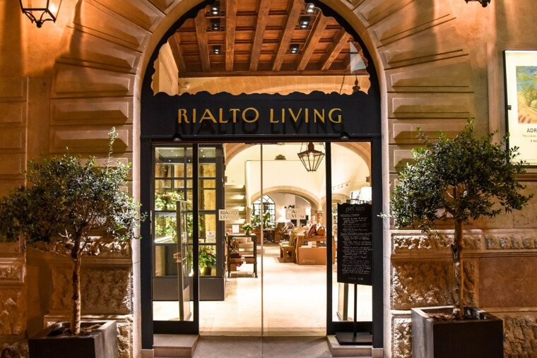 Mis Nuevas Vistas Art Exhibition at Rialto Living 2017 Review