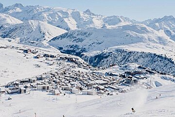 Cruising the blue runs in Alpe d'Huez in 2019