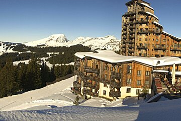 Mega Start to Portes du Soleil Ski Season , Avoriaz
