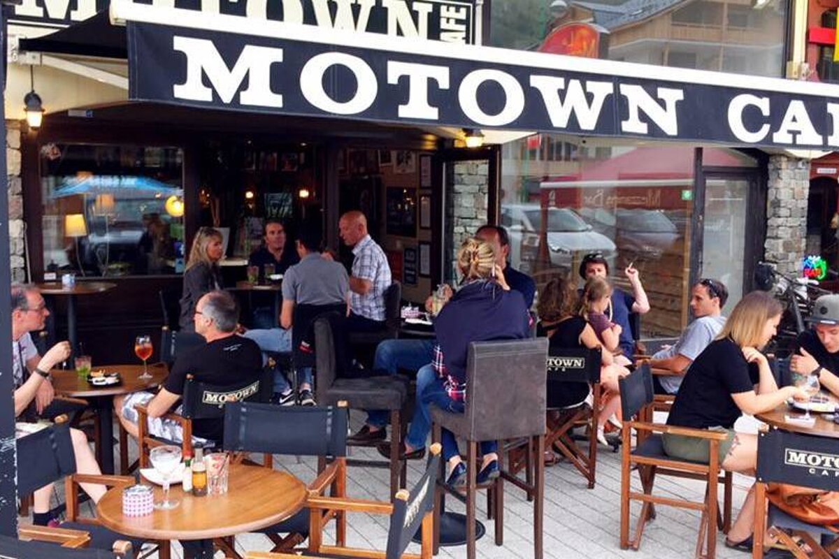 Motown Cafe, Les Deux Alpes terrace