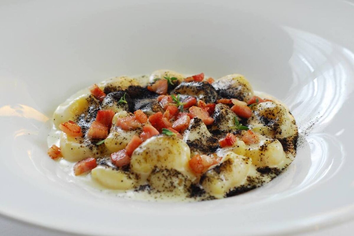 Derby Grill Restaurant, Monza style of cuisine