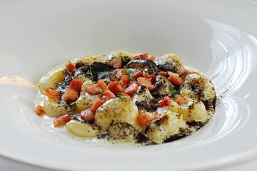 Derby Grill Restaurant, Monza style of cuisine