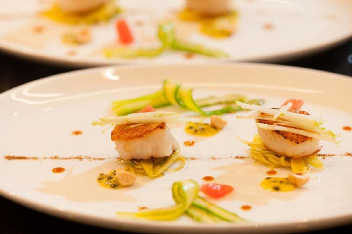 Duke Restaurant, Santa Catalina style of cuisine