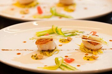 Duke Restaurant, Santa Catalina style of cuisine