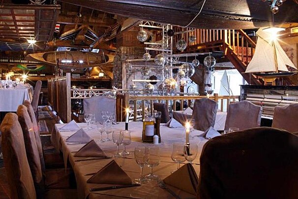 Le Cap Horn Restaurant, Courchevel  interior