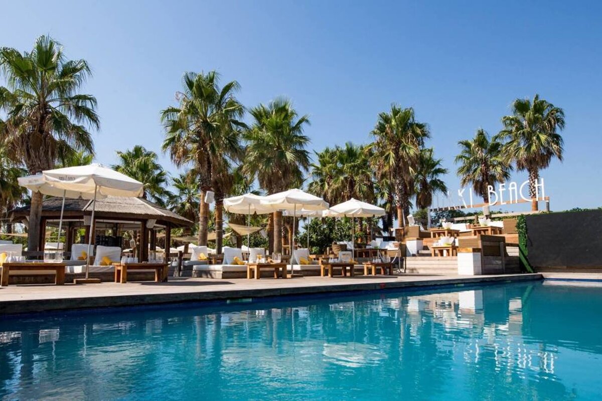 Nikki Beach Beach Club, Saint Tropez pool