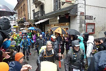 PTL athletes leave chamonix