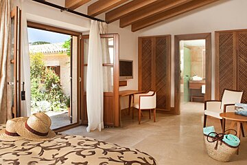 Castell Son Claret, Calvia (Region) double bedroom