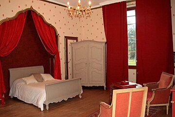 Chateau La Moune, Montussan double bedroom