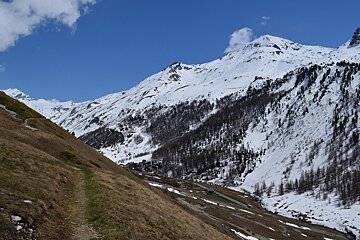 a walking trail in val disere