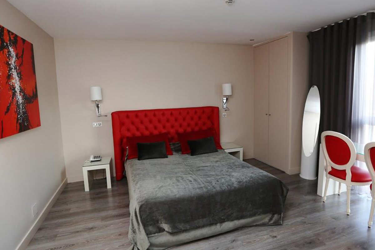 Hostellerie des Criquets, Bordeaux Area double bedroom