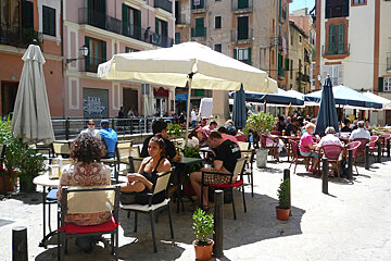 The Balearics Tourist Industry Employs More People Than Ever Before