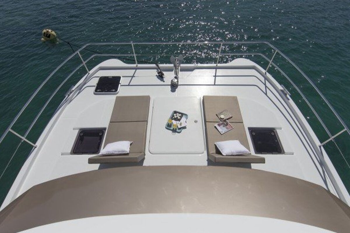 Fountaine Pajot 11m Motor Yacht, Palma de Mallorca bow