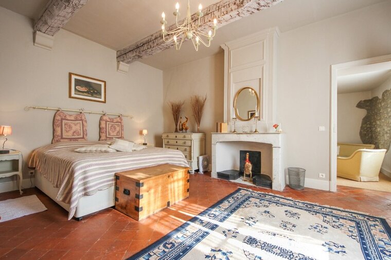 Les Carmes, Isle sur la Sorgue double bedroom