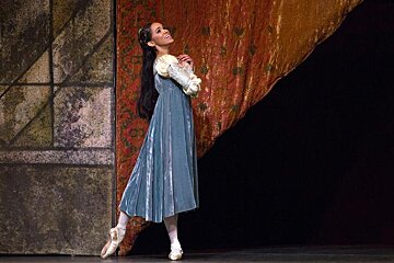 Romeo & Juliet Ballet at La Scala, Milan - Centre