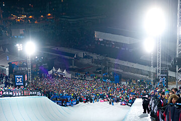 a huge crowd in Tignes watching a freestyle event