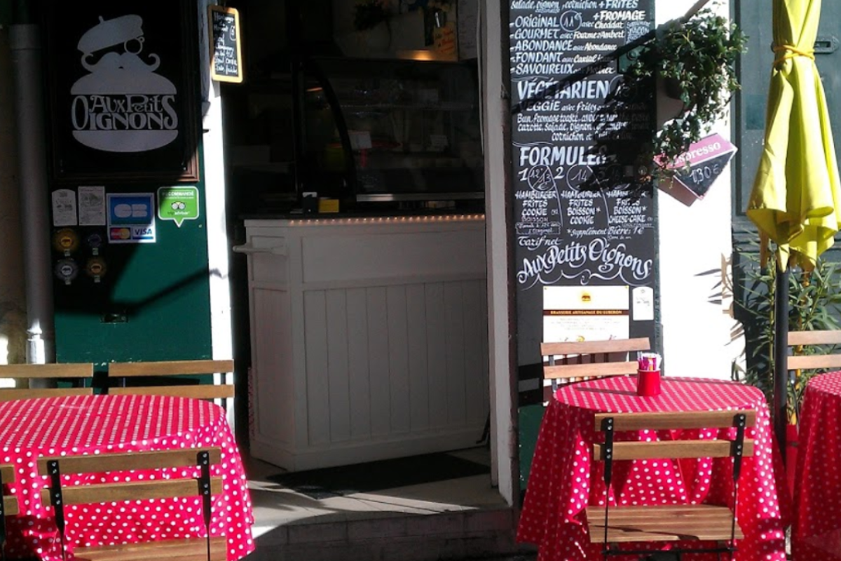 Aux Petit Oignons Cafe, Aix-en-Provence exterior