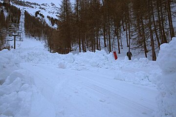 Avalanche in Val d'Isere