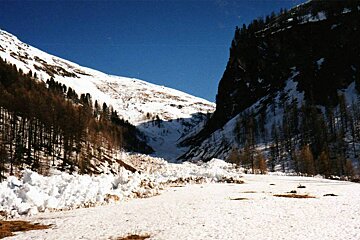 Avalanche in Val d'Isere