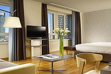 Century Hotel, Milan - Centre double bedroom