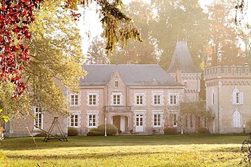 Muids Chateau, La Ferte-Saint-Aubin exterior