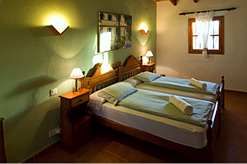 Sa Tanca des Garbello Hotel, Cala d'Or twin bedroom