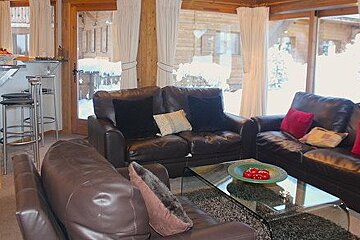 Des Amis Chalet, near Avoriaz lounge