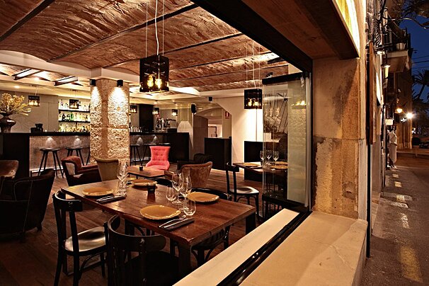 Koa Bar & Restaurant, Palma de Mallorca interior