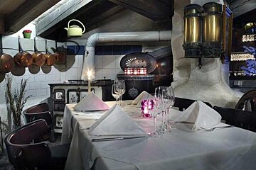 L'Anerie Restaurant, Courchevel   interior