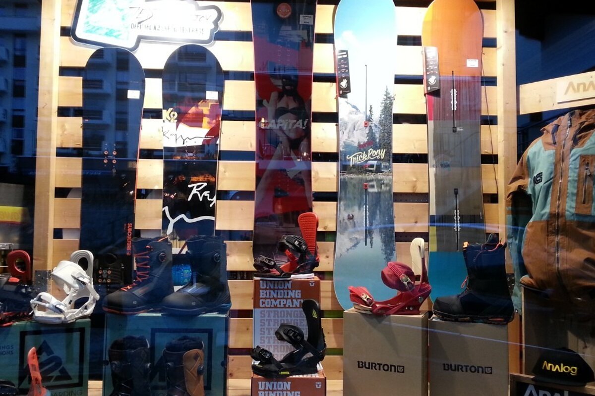 Legend'chx - Snowboard Hire, Chamonix Sud