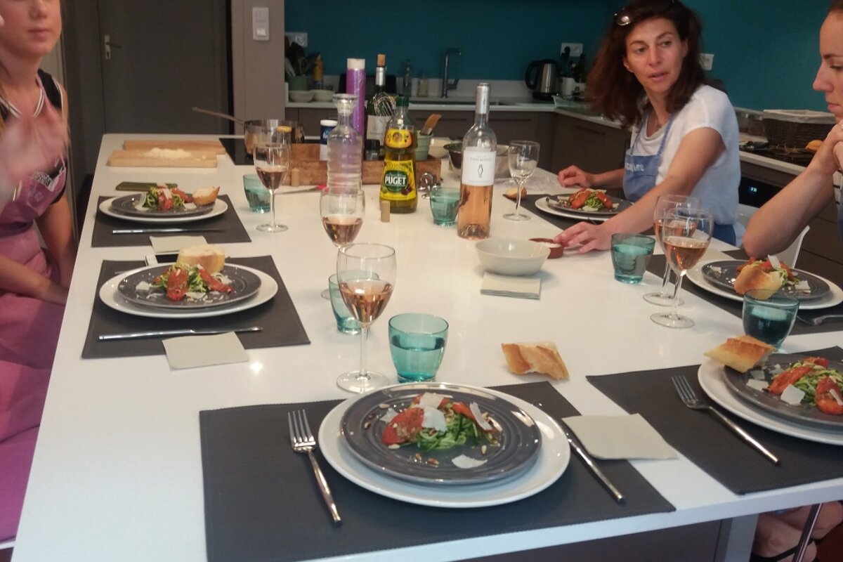 people in a cookery class