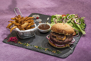 La Grange Restaurant, Meribel Centre main