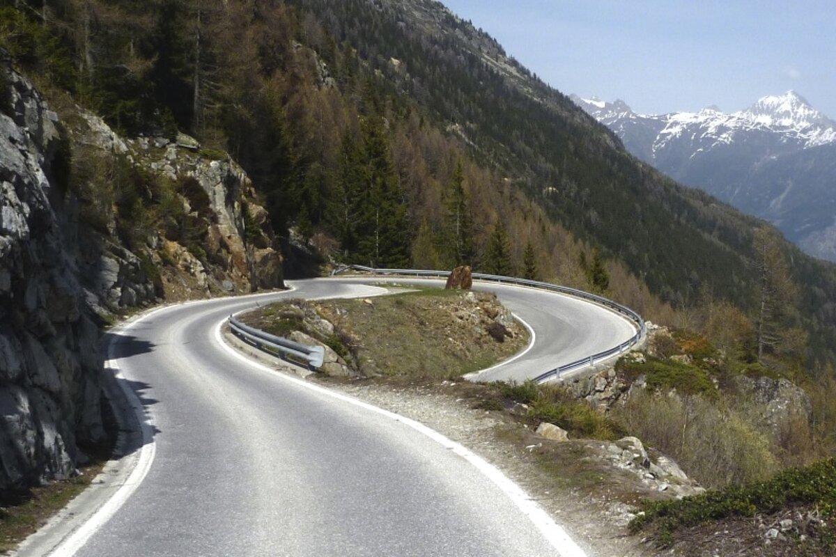 Martingy, via Col des Montets & Col de la Forclaz road bike