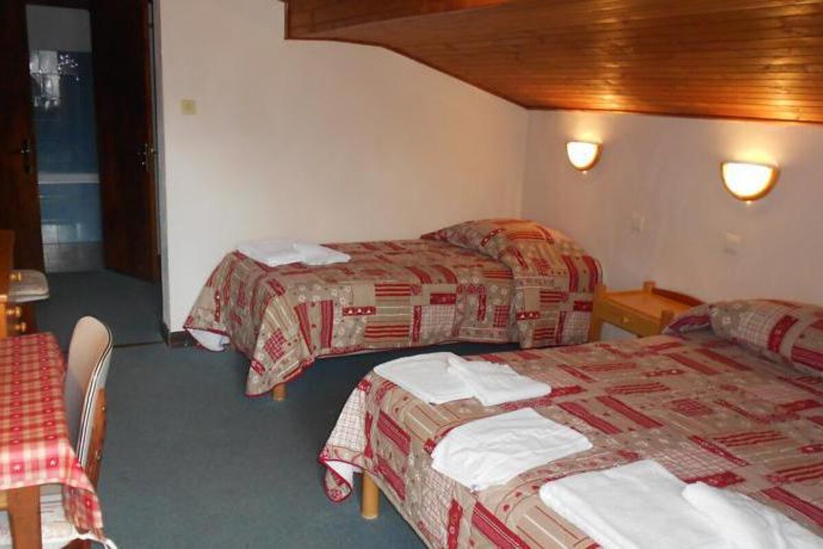 Bonne Valette Hotel, Morzine family room