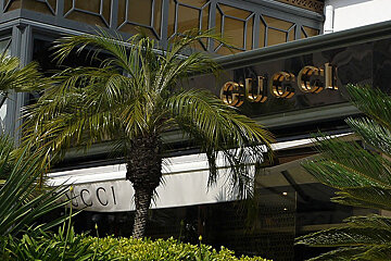 Designer shopping, Gucci in Cannes
