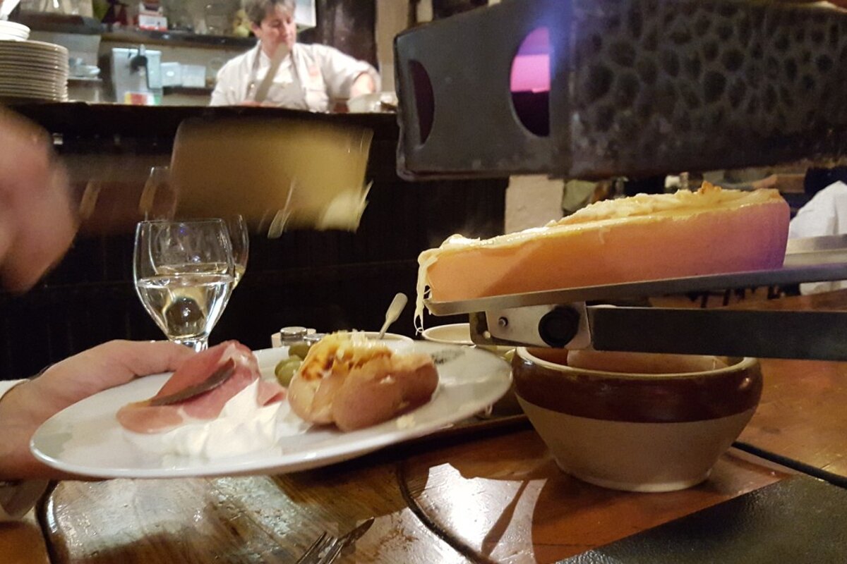 raclette in 2 alpes