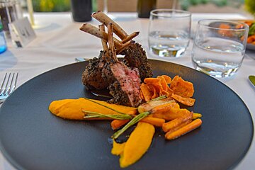 Carrossa Restaurant Review, Arta